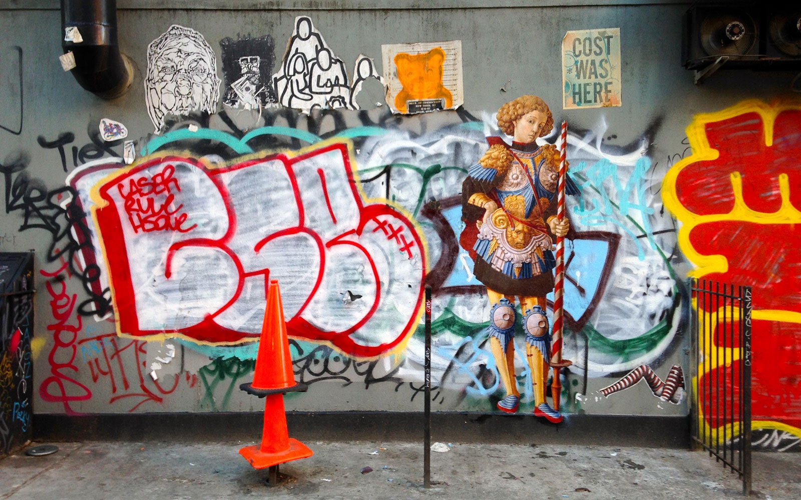 Anónimo, wheatpaste en el Lower East Side, Nueva York, 2015. Foto outingsproject.org