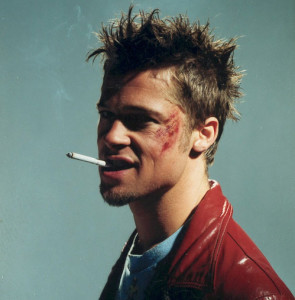 Tyler Durden, interpretado por Brad Pitt en El club de la lucha (1999), de David Fincher.