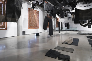 oscar-murillo_oscar-murillo-dis-place-at-yarat-contemporary-art-centre-baku